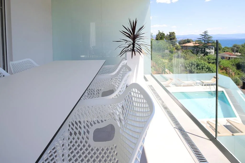 S1 Ičići elegant space